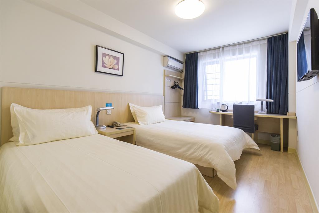 Jinjiang Inn Select Wuhan Chu Hehan Street Shuiguohu Exterior photo